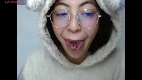 Snapshot of amitlu_ chatting on 12.24.24 amitlu_ online show from 12.24.24