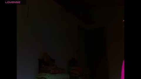 Snapshot of amitlu_ chatting on 12.24.24 amitlu_ online show from 12.24.24