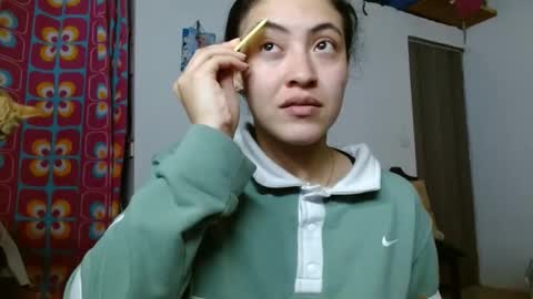 Snapshot of amitlu_ chatting on 02.17.25 amitlu_ online show from 02.17.25