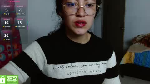 Snapshot of amitlu_ chatting on 11.17.25 amitlu_ online show from 11.17.25