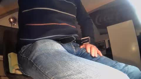 Snapshot of amjan19 chatting on 03.01.26 amjan19 online show from 03.01.26