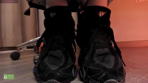 Snapshot of ammeliaa_ chatting on 09.30.25 Amelia online show from 09.30.25