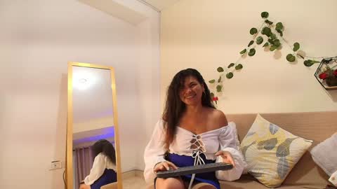 Amelya online show from 01.30.25