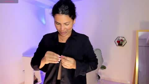 Amelya online show from 12.01.25