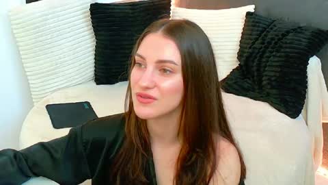 Amira online show from 05.26.26