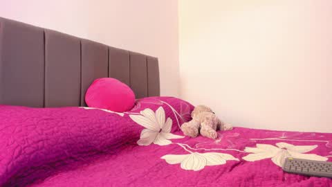 Snapshot of ammyrose_1 chatting on 01.11.25 ammy online show from 01.11.25