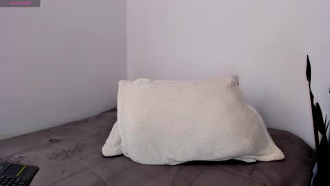 Snapshot of ammyrose_1 chatting on 09.17.25 ammy online show from 09.17.25