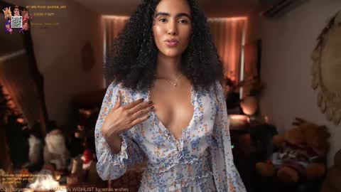 Snapshot of amnie_ chatting on 12.05.24 RETURN 30TH 100 explicit on online show from 12.05.24