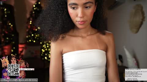 Snapshot of amnie_ chatting on 01.10.25 RETURN 30TH 100 explicit on online show from 01.10.25