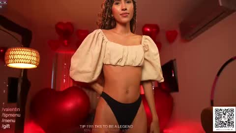 Snapshot of amnie_ chatting on 02.18.25 RETURN 30TH 100 explicit on online show from 02.18.25