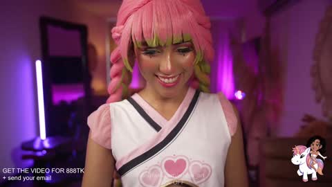 Snapshot of amnie_ chatting on 09.10.25 RETURN 30TH 100 explicit on online show from 09.10.25