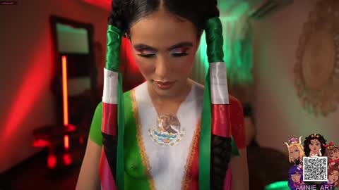 Snapshot of amnie_ chatting on 09.13.25 RETURN 30TH 100 explicit on online show from 09.13.25