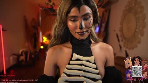 Snapshot of amnie_ chatting on 10.25.25 RETURN 30TH 100 explicit on online show from 10.25.25