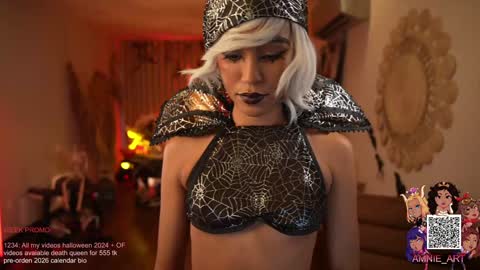 Snapshot of amnie_ chatting on 10.28.25 RETURN 30TH 100 explicit on online show from 10.28.25