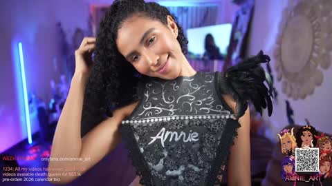 Snapshot of amnie_ chatting on 11.01.25 RETURN 30TH 100 explicit on online show from 11.01.25