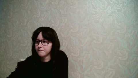 Amomira online show from 12.15.24