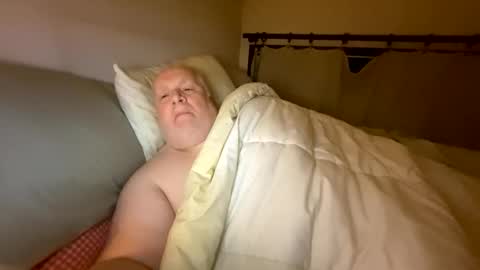 amor196112 online show from 11.13.25