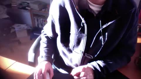 Amor2200 online show from 12.20.24