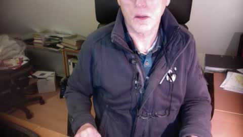 Amor2200 online show from 12.24.24