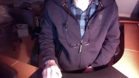 Amor2200 online show from 12.27.24