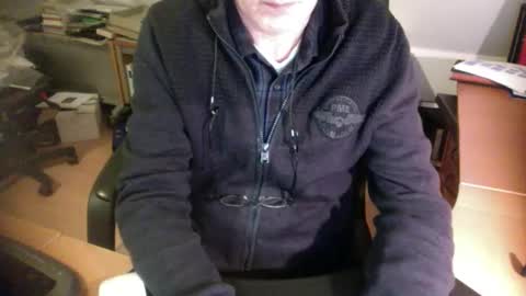 Amor2200 online show from 12.30.24