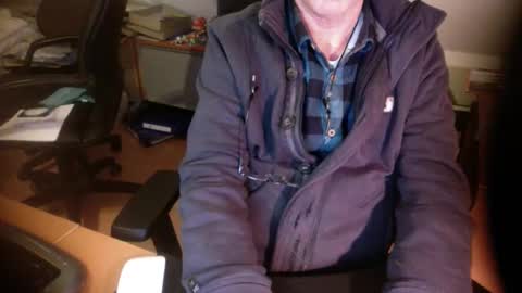 Amor2200 online show from 02.23.25