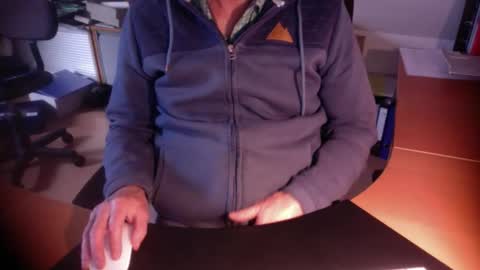 Amor2200 online show from 10.15.25