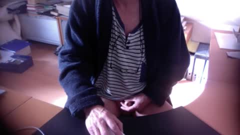 Amor2200 online show from 11.02.25