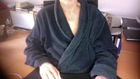 Amor2200 online show from 02.11.26