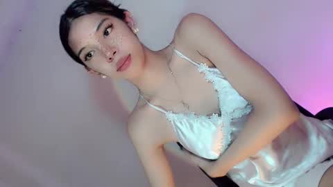 Belle Tylor online show from 01.07.25