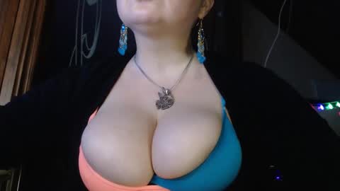 amorelara online show from 01.01.25