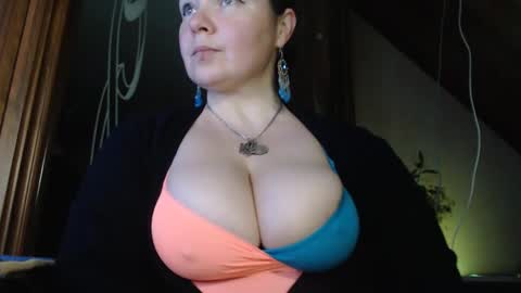 amorelara online show from 01.24.25