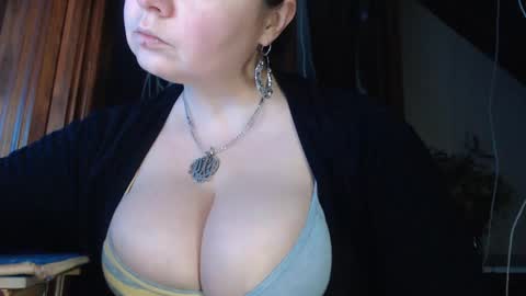 amorelara online show from 01.27.25