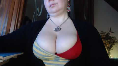 amorelara online show from 02.02.25