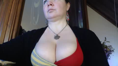 amorelara online show from 02.04.25