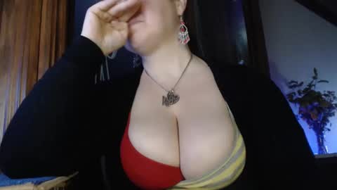 amorelara online show from 02.08.25