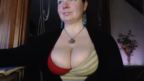 amorelara online show from 03.03.25