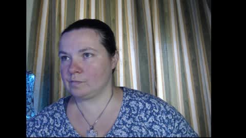 amorelara online show from 09.15.25