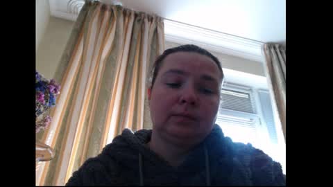 amorelara online show from 09.28.25