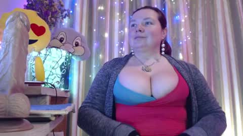 amorelara online show from 04.17.26