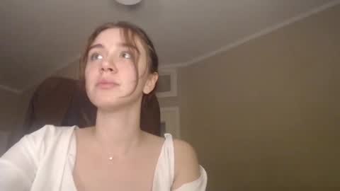 Snapshot of amoremeoww chatting on 02.03.25 miss unforgettable online show from 02.03.25