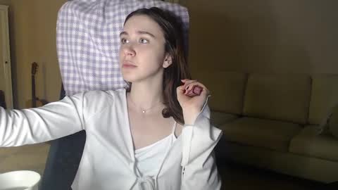 Snapshot of amoremeoww chatting on 02.28.25 miss unforgettable online show from 02.28.25