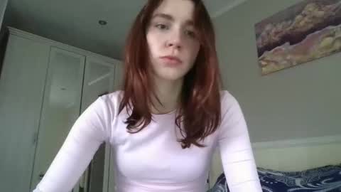 Snapshot of amoremeoww chatting on 10.22.25 miss unforgettable online show from 10.22.25