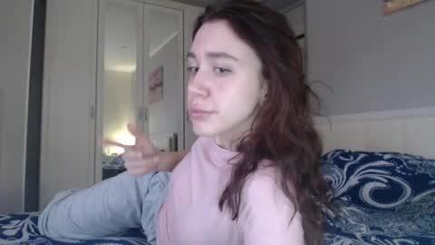 Snapshot of amoremeoww chatting on 11.07.25 miss unforgettable online show from 11.07.25