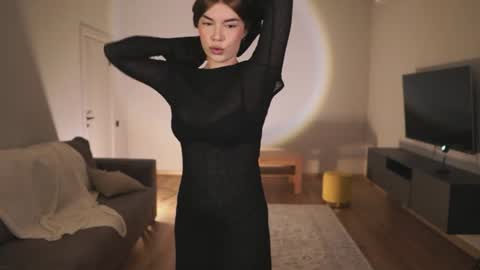 Snapshot of amourdemavie_ chatting on 06.28.26 Ada online show from 06.28.26