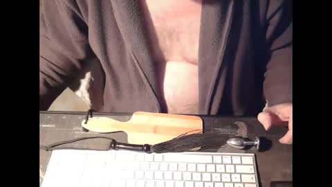 amslave4f online show from 12.08.24