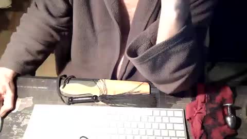 amslave4f online show from 02.12.25