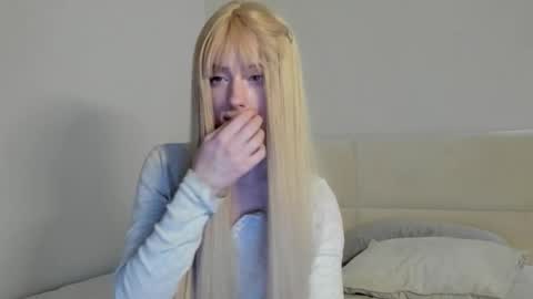 Snapshot of amy1_1 chatting on 10.14.25 amy1_1 online show from 10.14.25