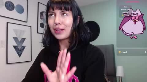 Amy 3 online show from 10.23.25