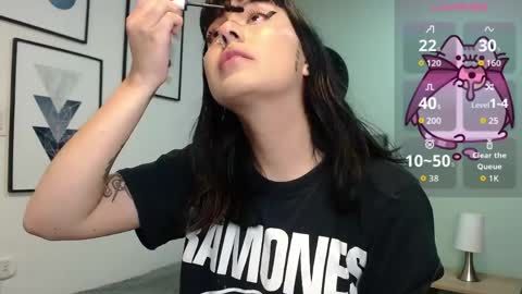 Amy 3 online show from 04.21.26